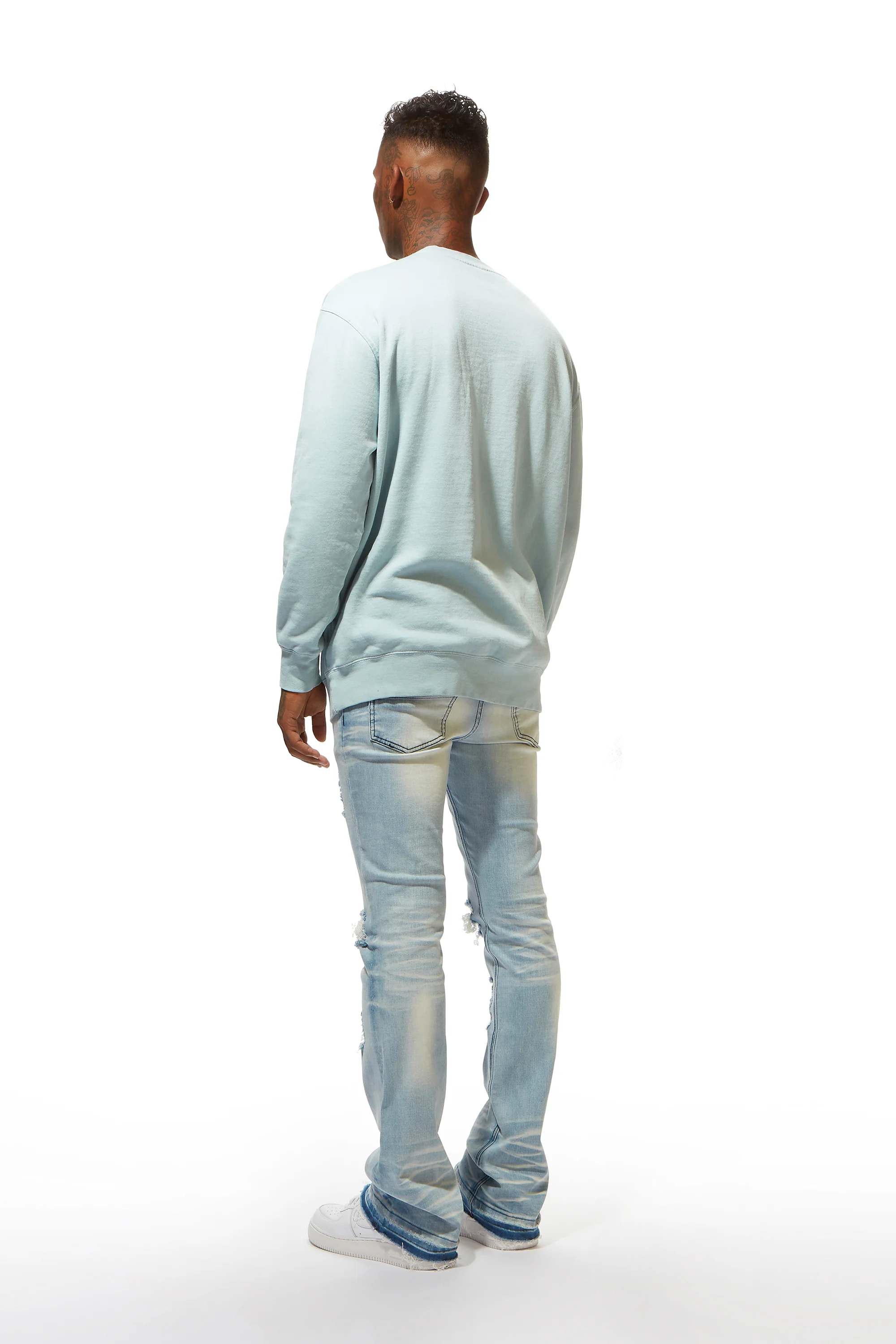 Telly Light Blue Graphic Crewneck - Image 8