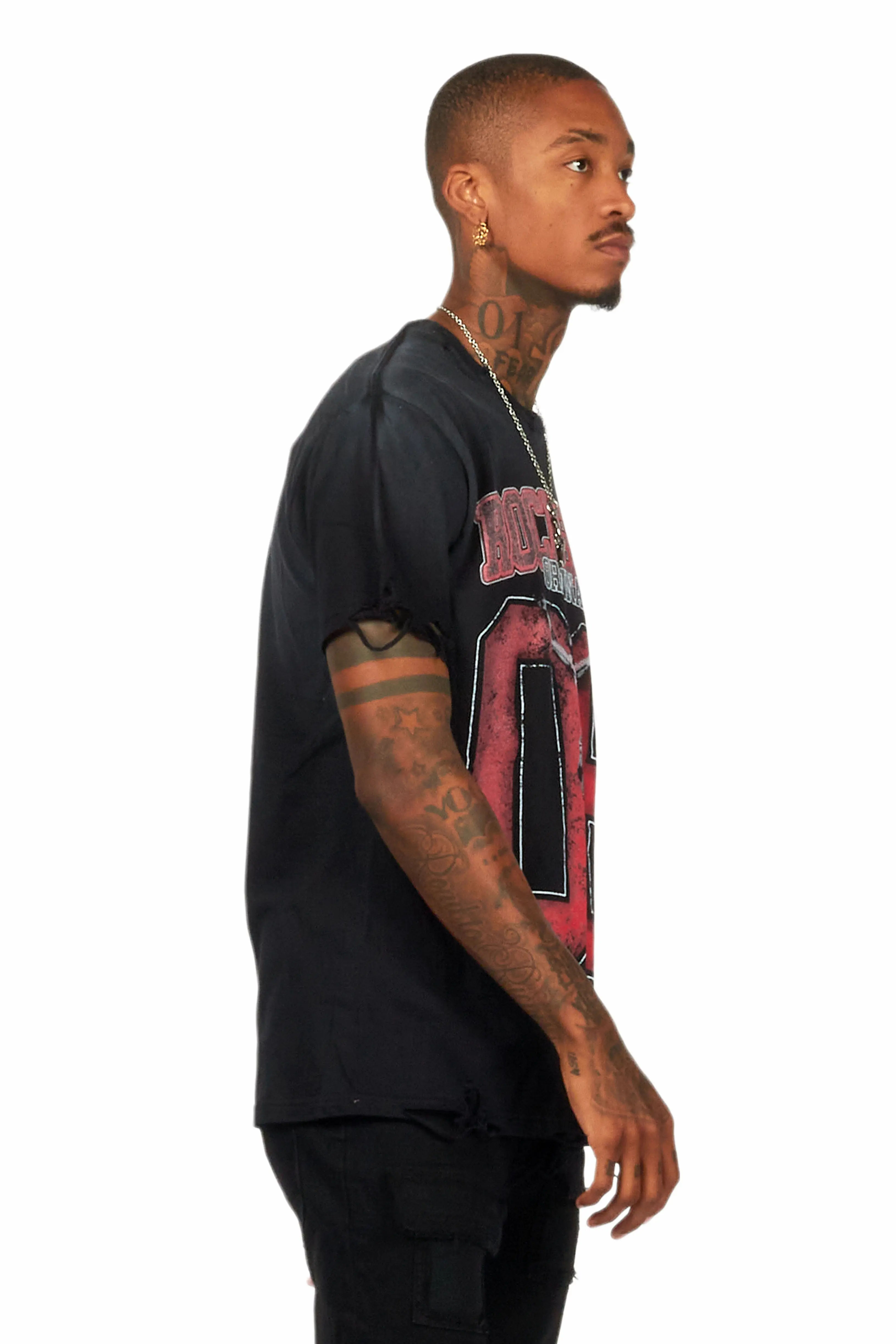 Fields Black/Red Oversized Graphic T-Shirt - Image 10