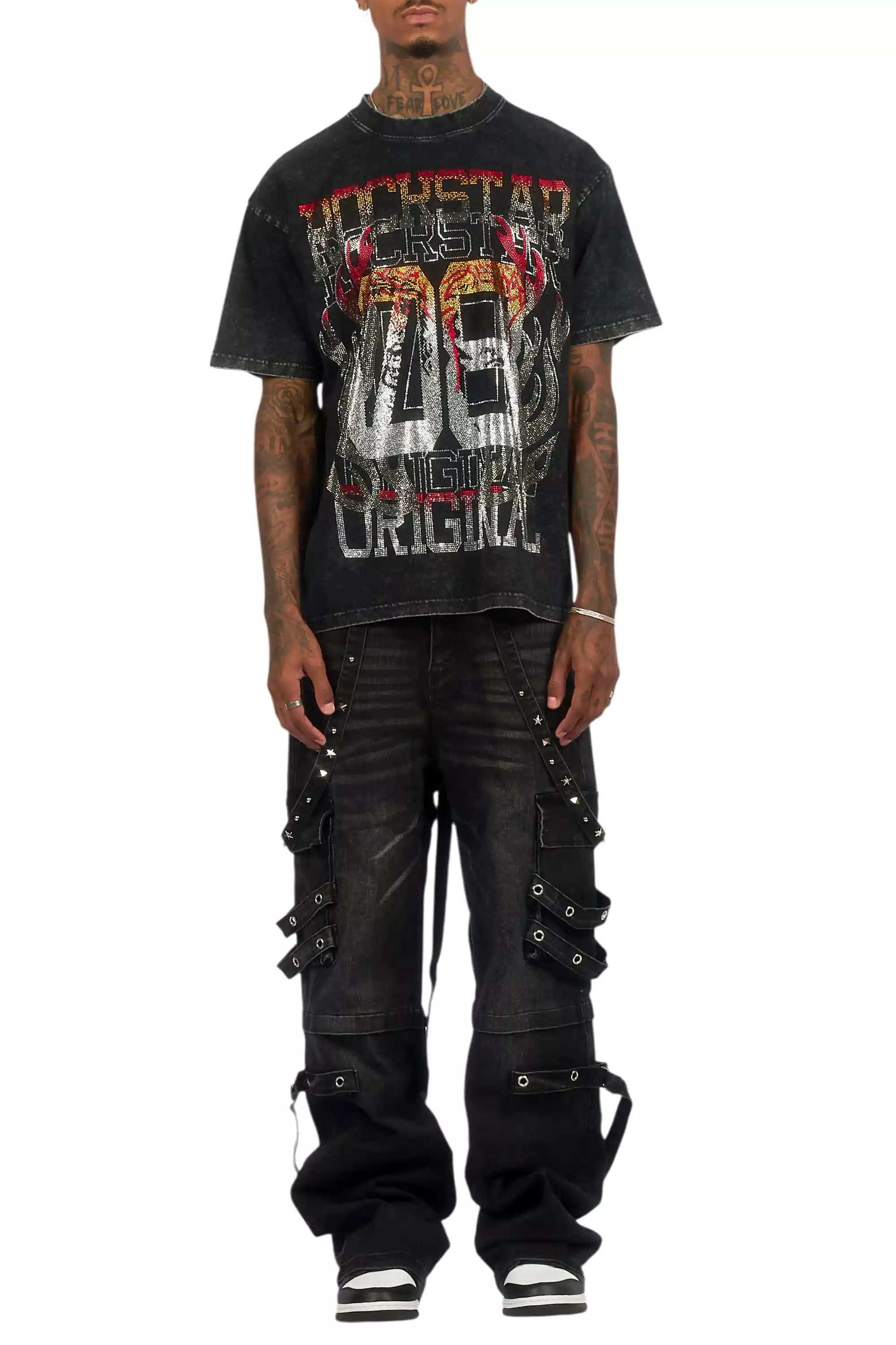 Veyene Black Graphic Rhinestone T-Shirt - Image 11