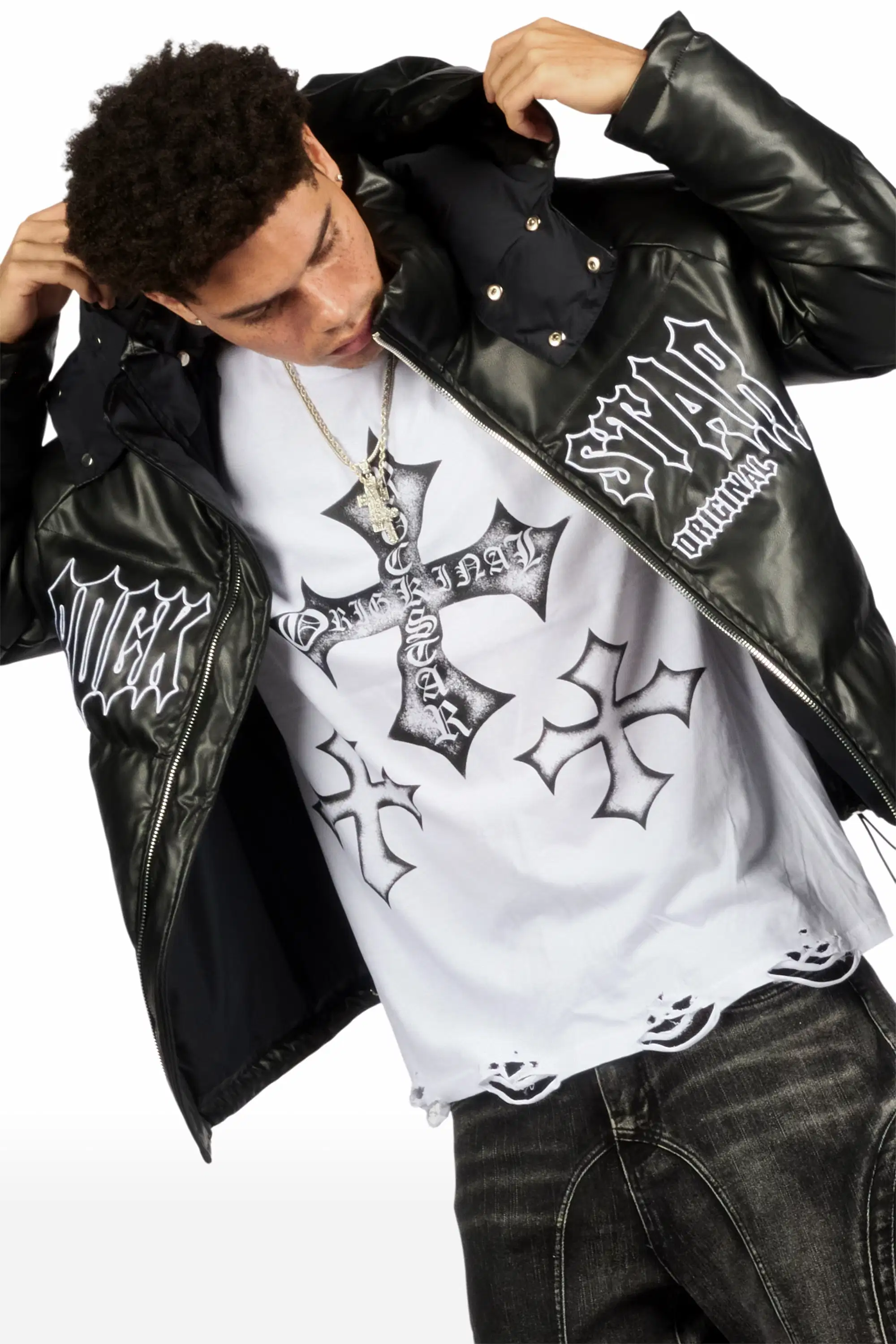 Marizon White/Black Oversized Distressed Graphic T-Shirt - Image 2
