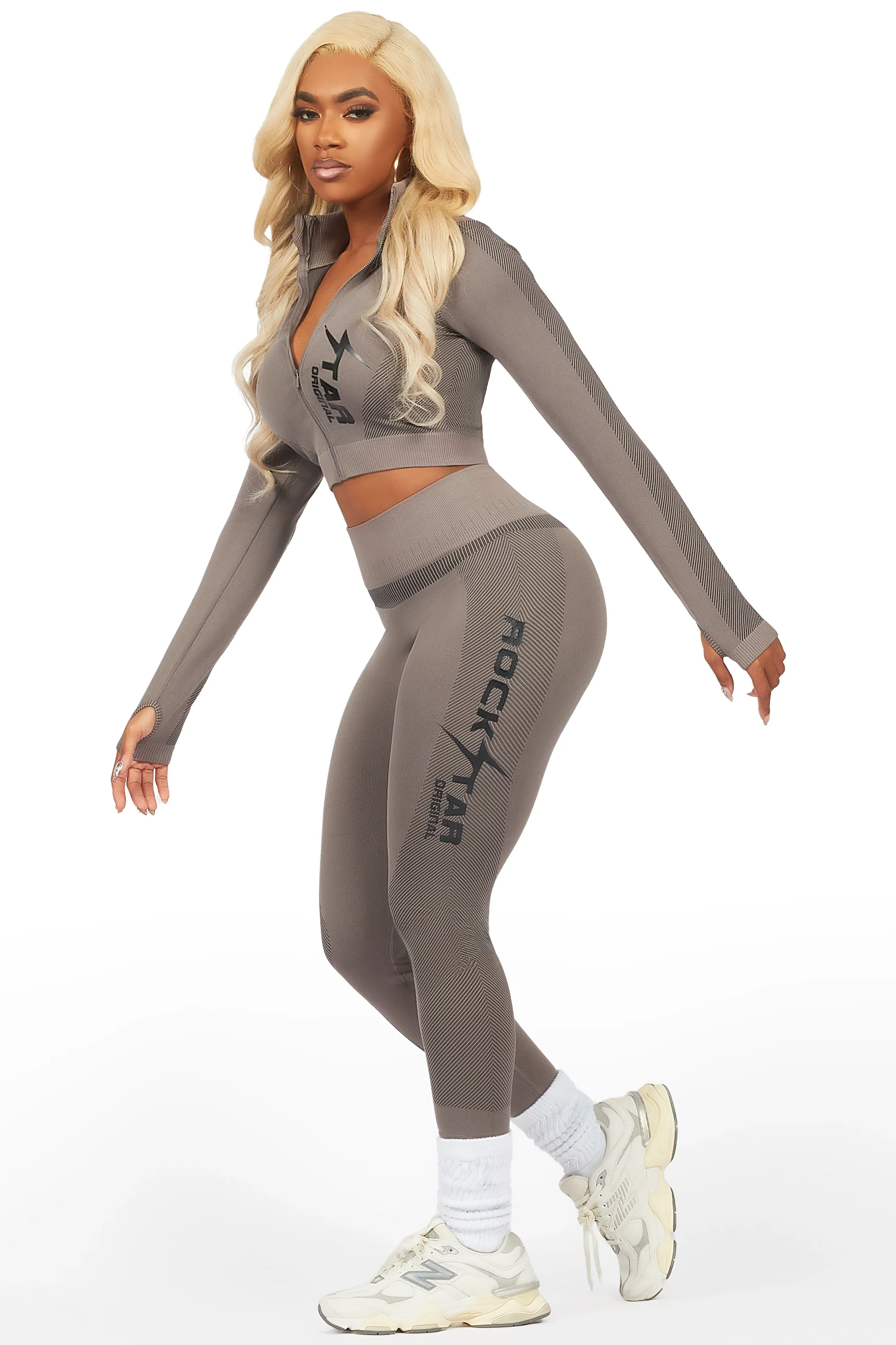 Areani Charcoal Active Set - Image 4