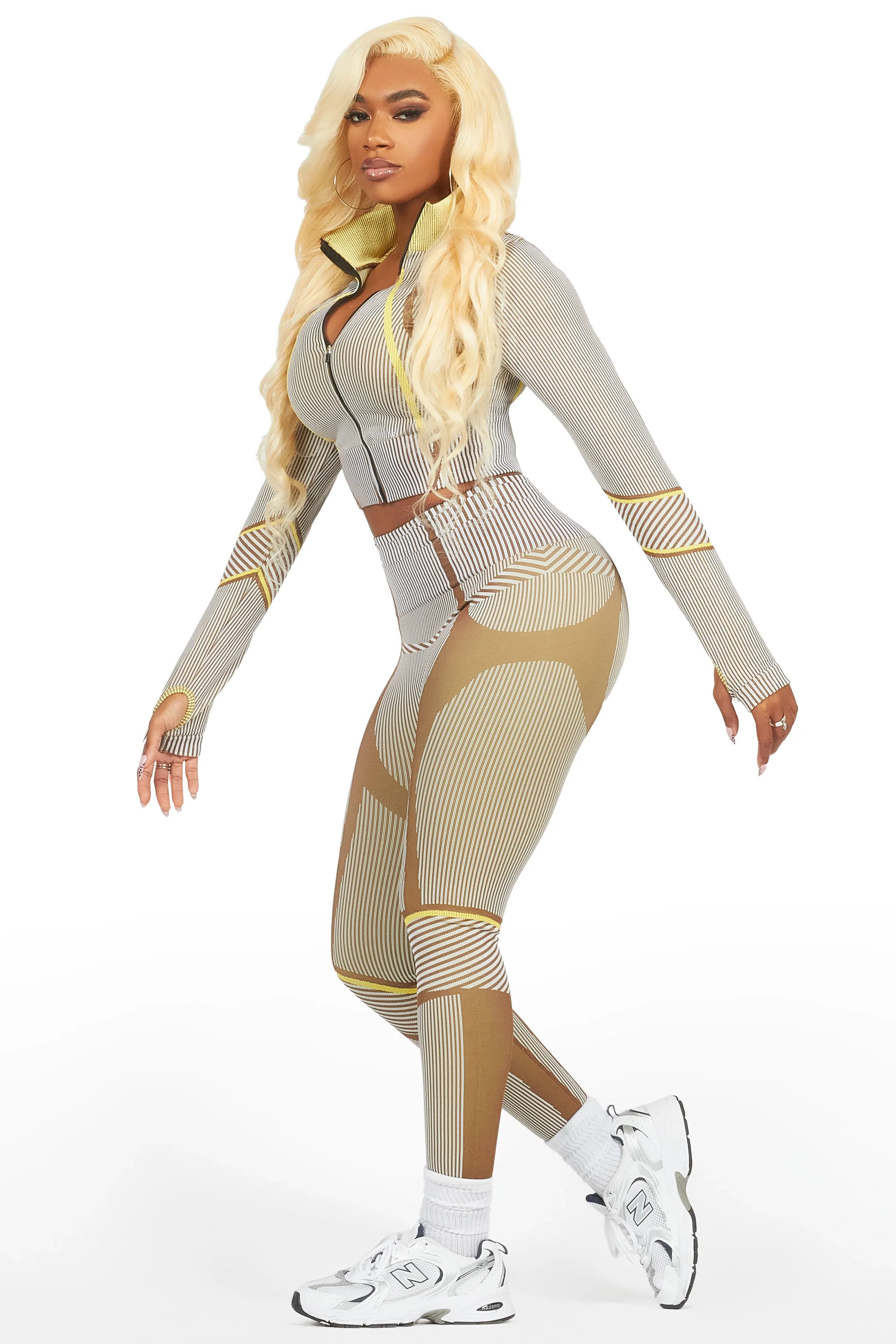 Derriana Mocha Active Set - Image 4