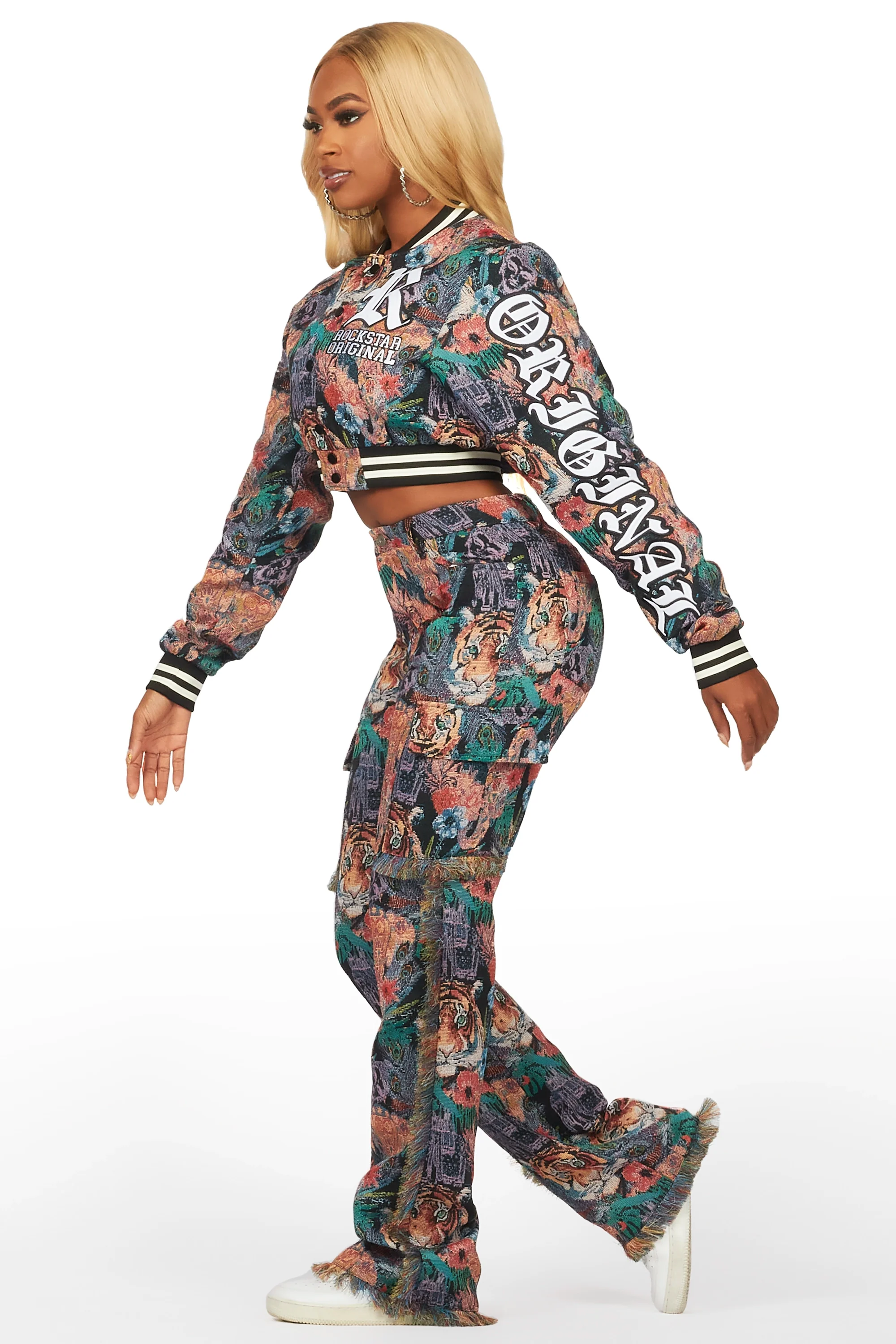 Carlia Black Tapestry Set - Image 3